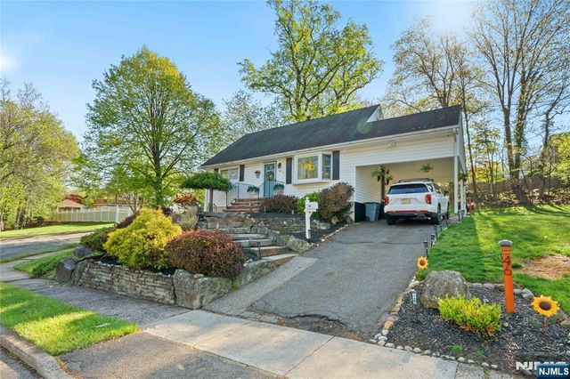 46 Pershing Place, Woodland Park, NJ 07424
