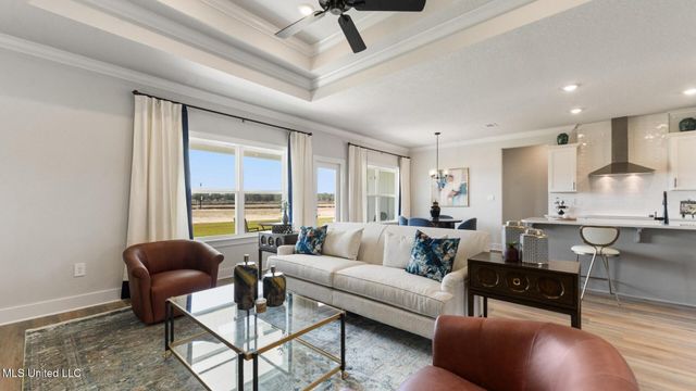 6632 Palm Pointe Drive, Ocean Springs, MS 39564