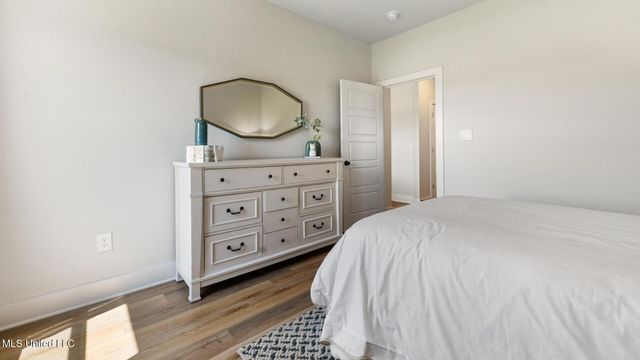 6632 Palm Pointe Drive, Ocean Springs, MS 39564