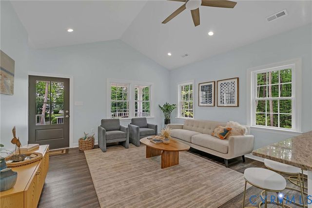 180 Marynetta Ave, Deltaville, VA 23043