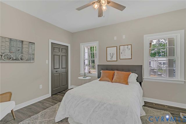 180 Marynetta Ave, Deltaville, VA 23043