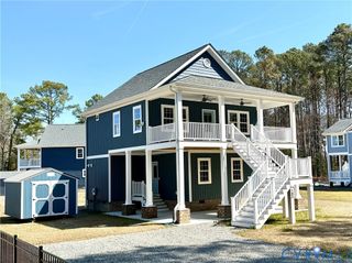 180 Marynetta Ave, Deltaville, VA 23043