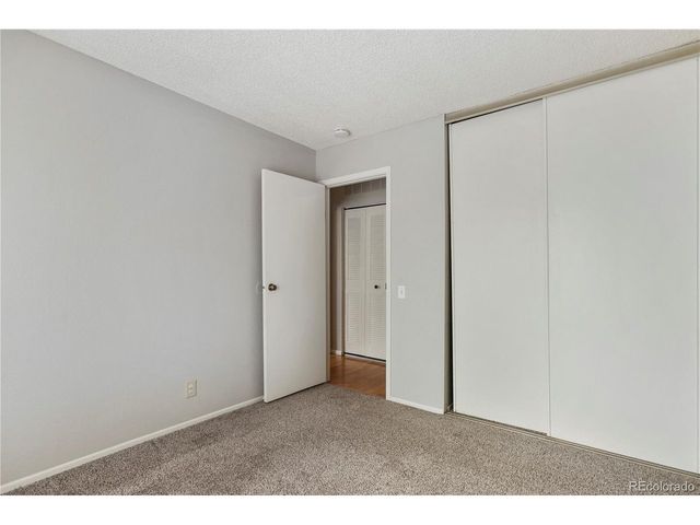 3695 S Kittredge St E, Aurora, CO 80013