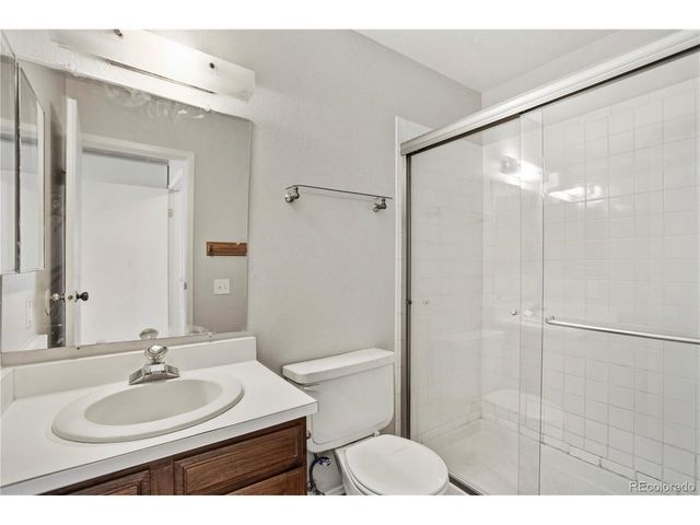 3695 S Kittredge St E, Aurora, CO 80013