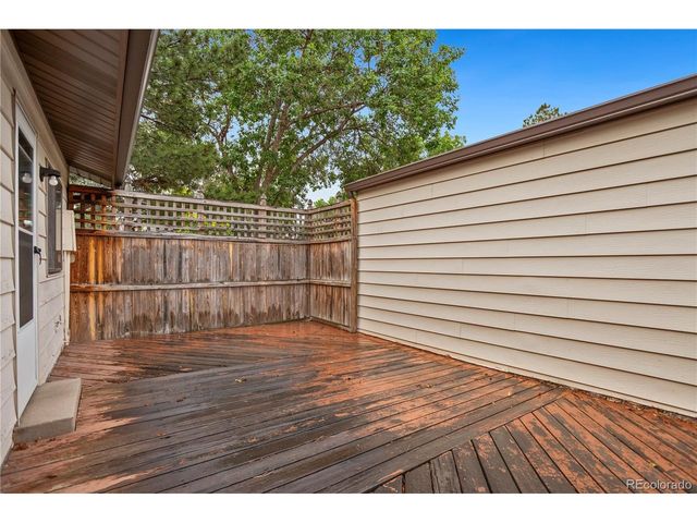 3695 S Kittredge St E, Aurora, CO 80013