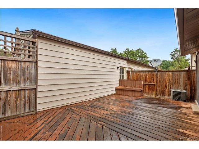 3695 S Kittredge St E, Aurora, CO 80013