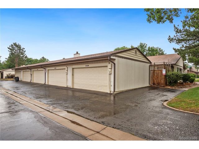 3695 S Kittredge St E, Aurora, CO 80013