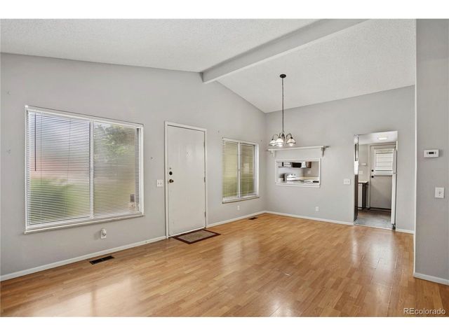 3695 S Kittredge St E, Aurora, CO 80013