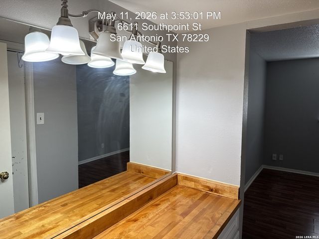 6611 Southpoint St Apt 114 C, San Antonio, TX 78229