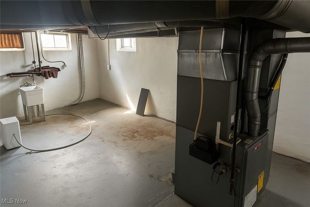 30325 Mildred Drive, Willowick, OH 44095