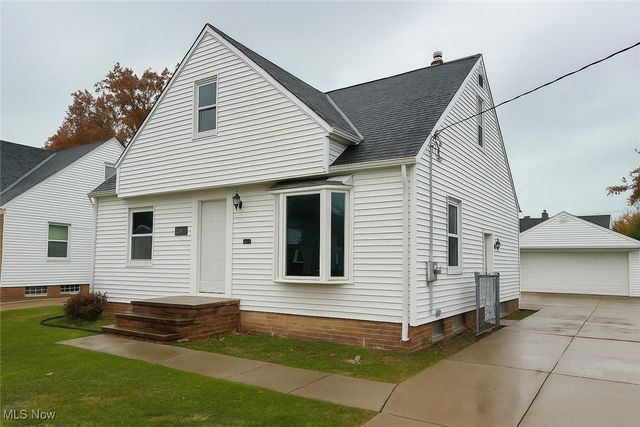 30325 Mildred Drive, Willowick, OH 44095