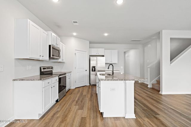 2091 Bella Point Drive SE, Bolivia, NC 28422