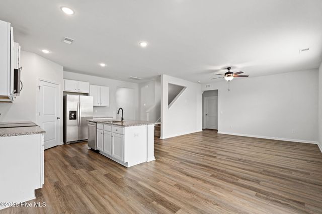 2091 Bella Point Drive SE, Bolivia, NC 28422