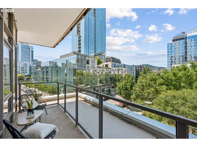 949 Nw OVERTON St 402, Portland, OR 97209