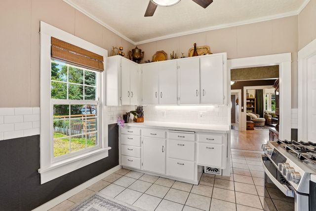 2526 E Boone Ave, Spokane, WA 99202