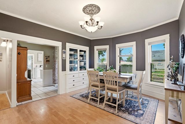 2526 E Boone Ave, Spokane, WA 99202