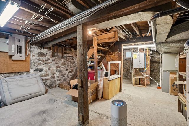 2526 E Boone Ave, Spokane, WA 99202