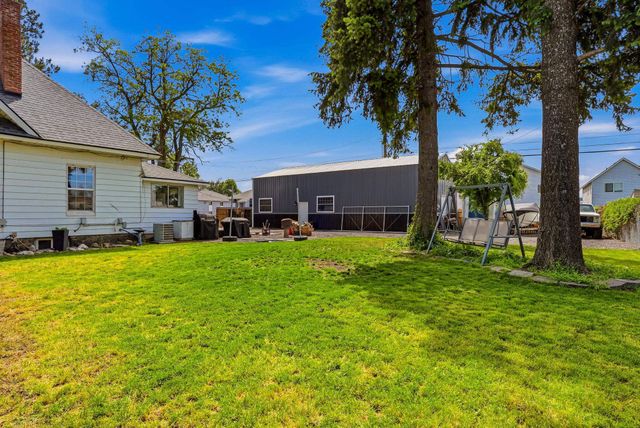 2526 E Boone Ave, Spokane, WA 99202