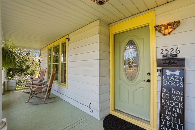 2526 E Boone Ave, Spokane, WA 99202
