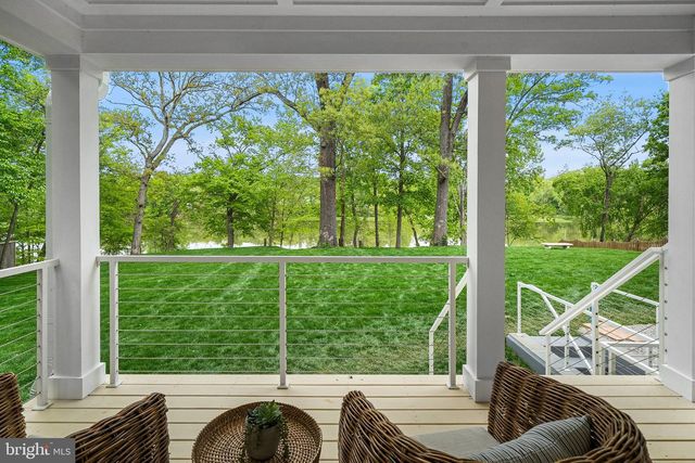 3175 WOODLAND LN, Alexandria, VA 22309