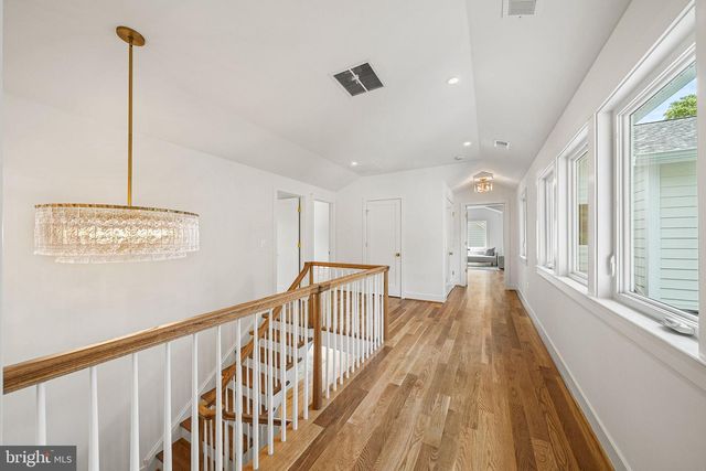 3175 WOODLAND LN, Alexandria, VA 22309