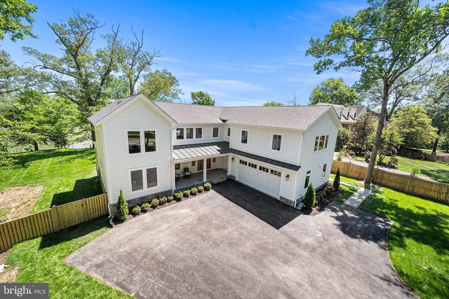 3175 WOODLAND LN, Alexandria, VA 22309