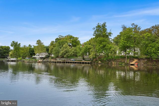 3175 WOODLAND LN, Alexandria, VA 22309