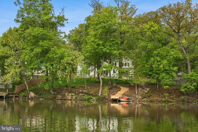 3175 WOODLAND LN, Alexandria, VA 22309