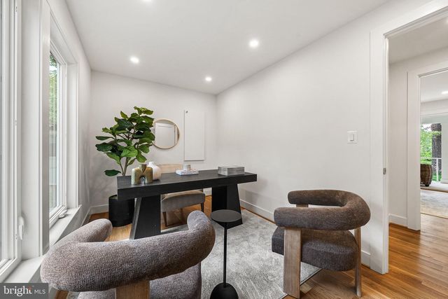 3175 WOODLAND LN, Alexandria, VA 22309
