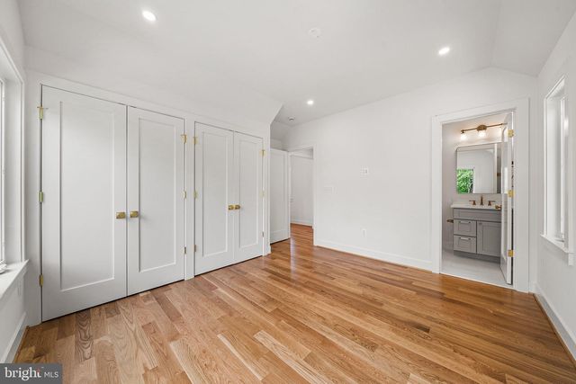 3175 WOODLAND LN, Alexandria, VA 22309