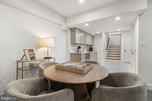 3175 WOODLAND LN, Alexandria, VA 22309
