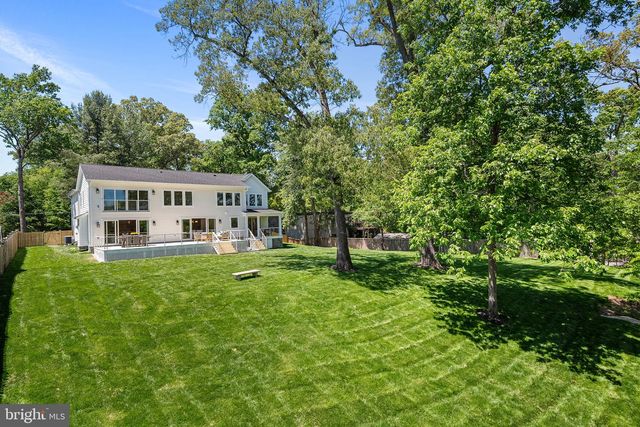 3175 WOODLAND LN, Alexandria, VA 22309