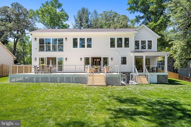 3175 WOODLAND LN, Alexandria, VA 22309