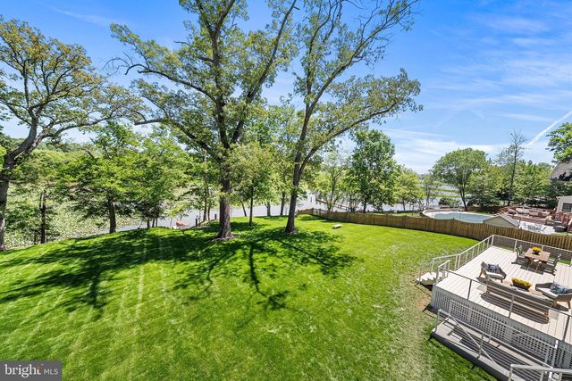 3175 WOODLAND LN, Alexandria, VA 22309