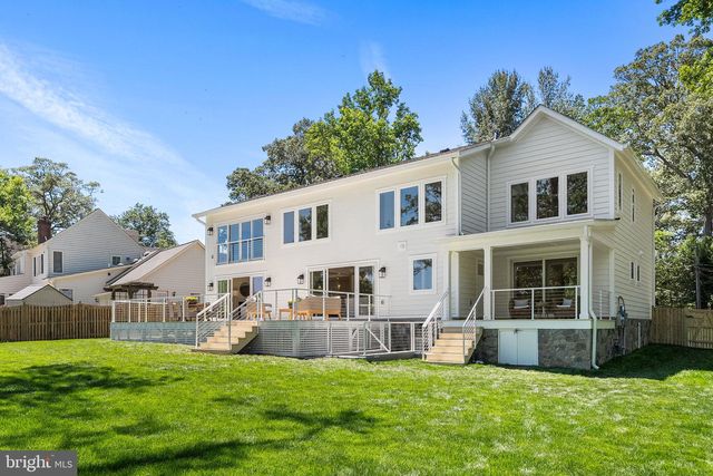 3175 WOODLAND LN, Alexandria, VA 22309