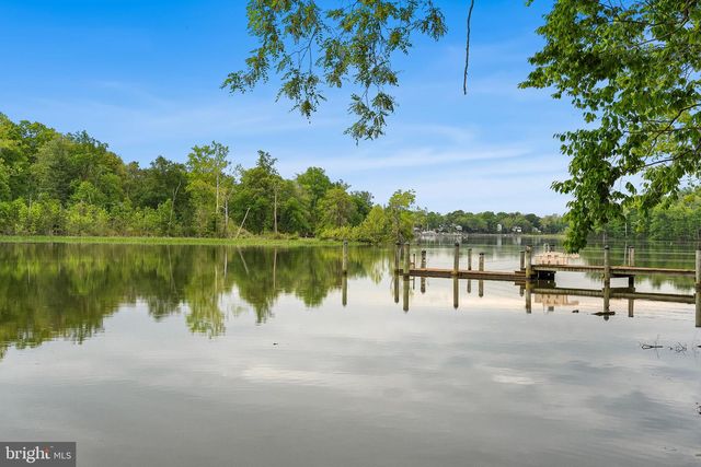 3175 WOODLAND LN, Alexandria, VA 22309