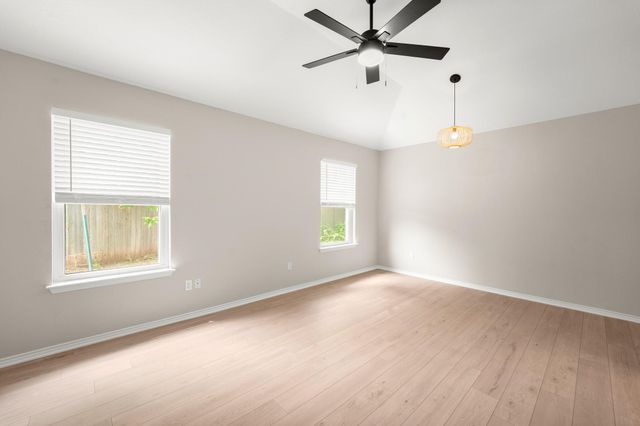 2113 Rosemary LN, Round Rock, TX 78664