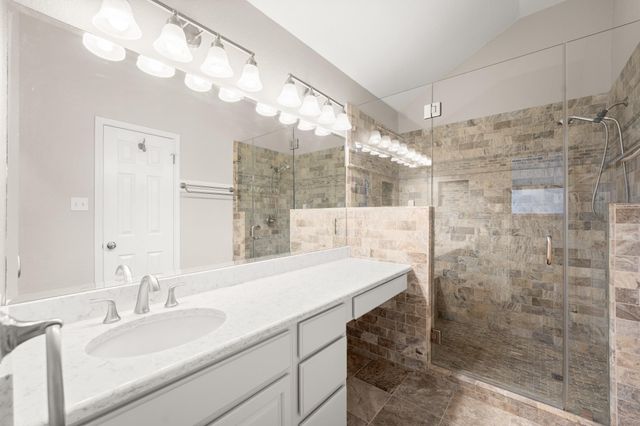 2113 Rosemary LN, Round Rock, TX 78664