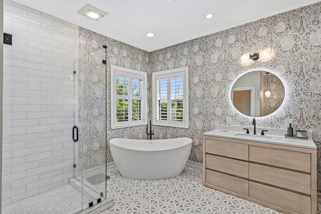 6 NW 11th Street, Delray Beach, FL 33444