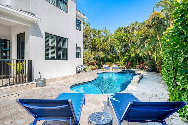 6 NW 11th Street, Delray Beach, FL 33444