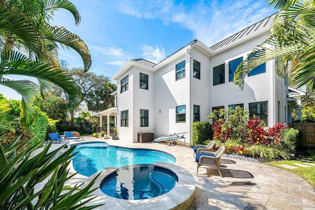 6 NW 11th Street, Delray Beach, FL 33444