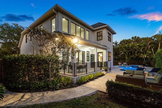 6 NW 11th Street, Delray Beach, FL 33444