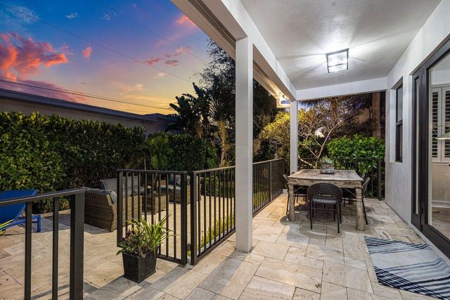 6 NW 11th Street, Delray Beach, FL 33444