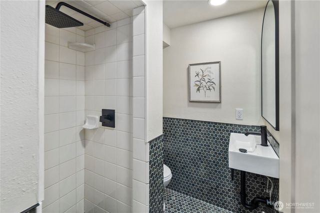 1311 SW Lake Roesiger Road, Snohomish, WA 98290