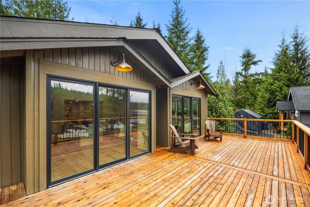 1311 SW Lake Roesiger Road, Snohomish, WA 98290