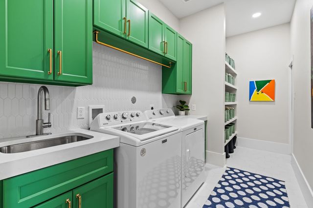 611 N Live Oak Street, Houston, TX 77003