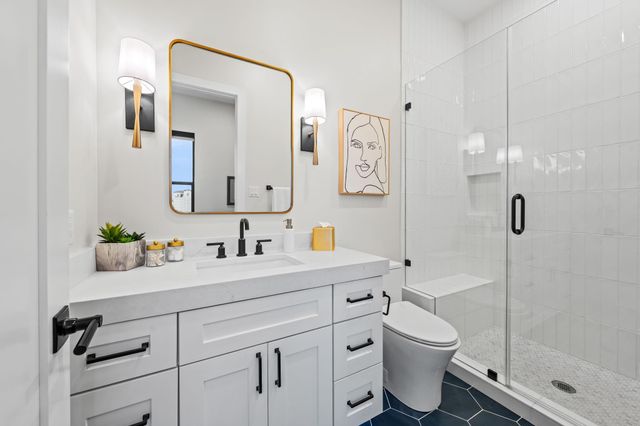 611 N Live Oak Street, Houston, TX 77003