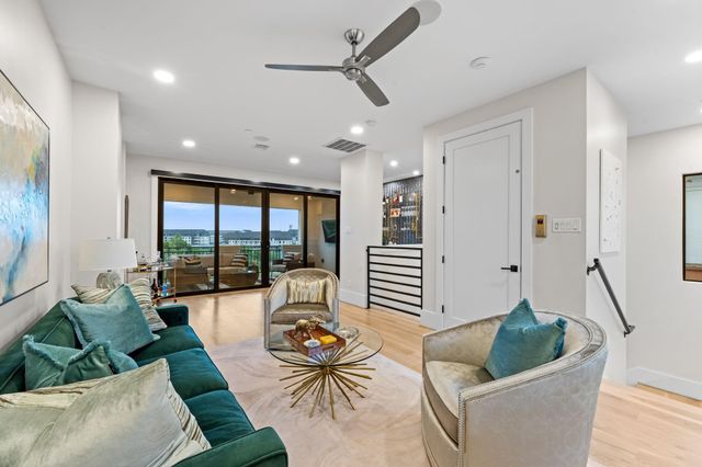 611 N Live Oak Street, Houston, TX 77003