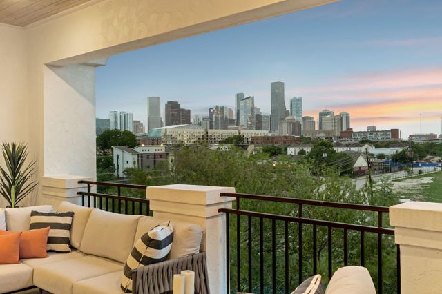 611 N Live Oak Street, Houston, TX 77003