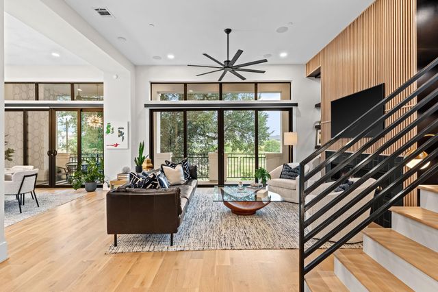 611 N Live Oak Street, Houston, TX 77003